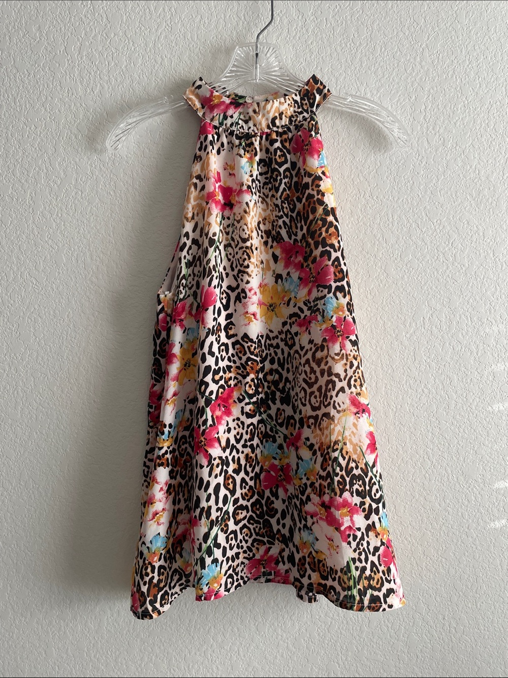 Gibson Floral Animal Print Halter Top Size Medium